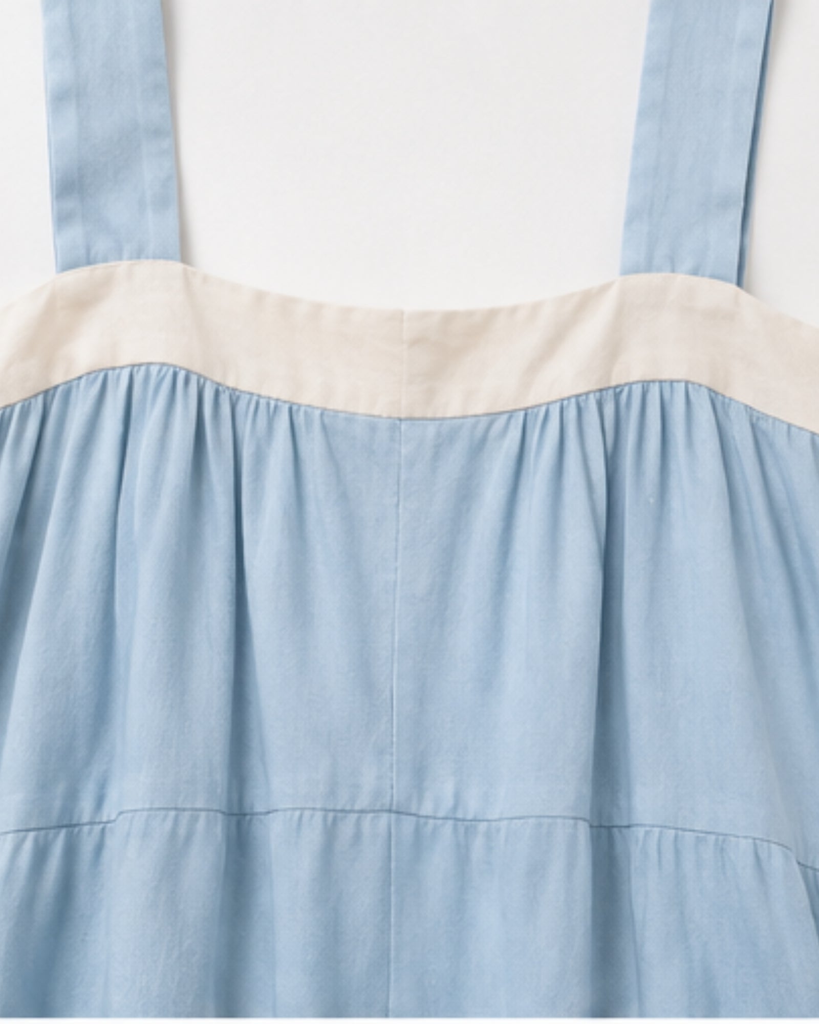 Vestido Serena Longo Bicolor Leve e Elegante.