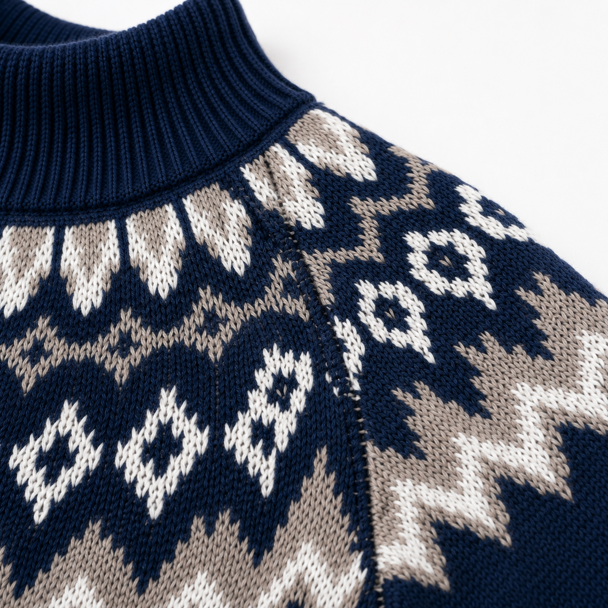Suéter Noemi Tricot Clássico