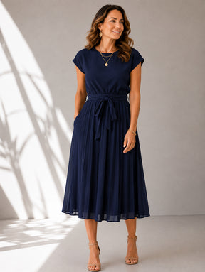 Vestido Camille Midi Plissado Elegância e Sofisticação.