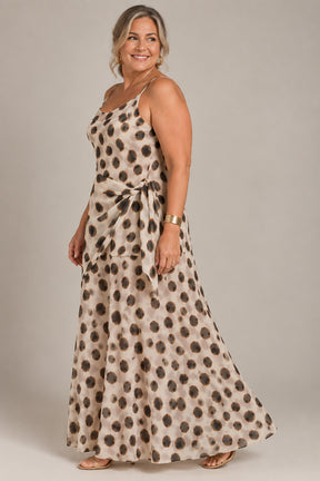 Vestido Naomi Elegância e Movimento